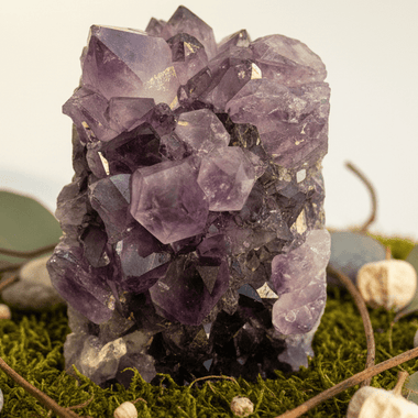 Amethyst Geode Cluster Stand Alone 559 grams - Ai NeGifts & Crystals
