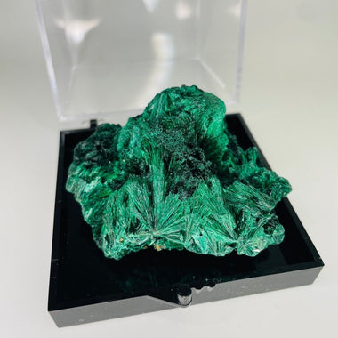 Authentic Malachite Natural Specimen Crystal 107 grams Stone of Transformation - Ai NeDefault Category