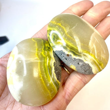 Bumble Bee Jasper Crystal Palm stone 80 grams | 6cm - Ai NeDefault Category
