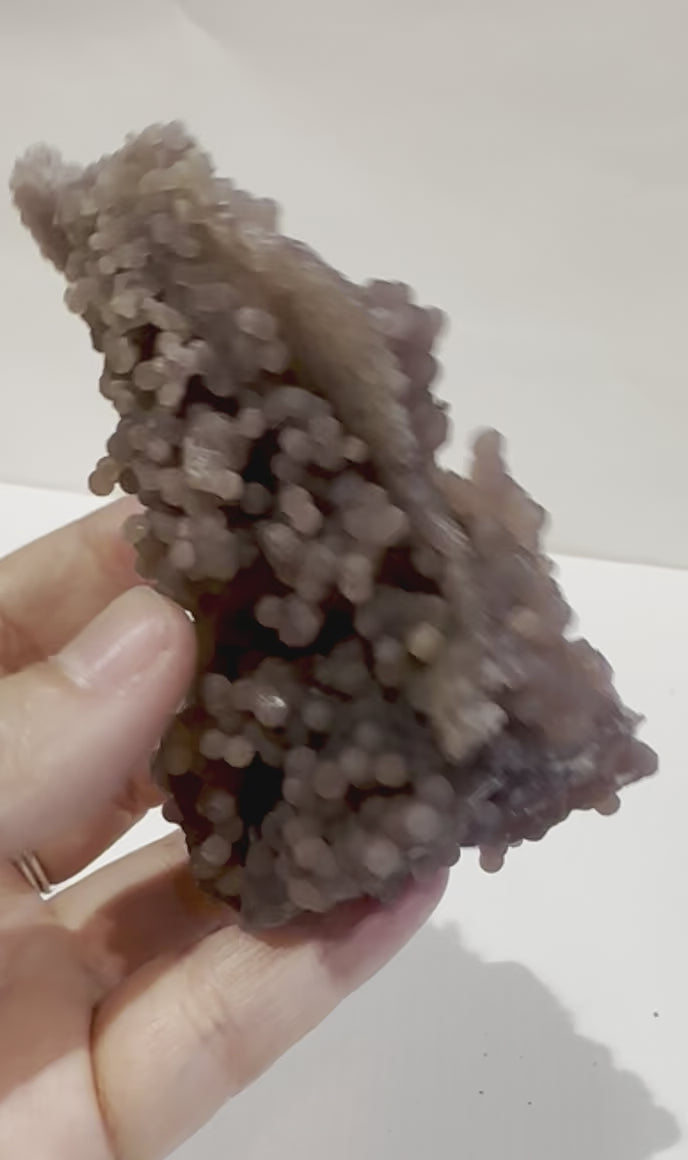 Natural Grape Agate Cluster | Embrace Elegance and Natural Energy 125 Grams