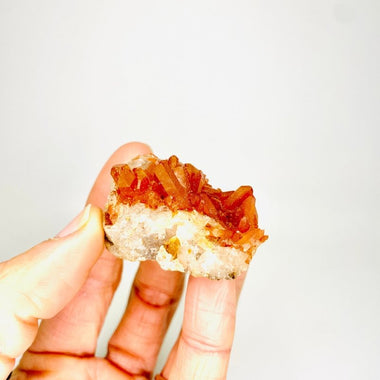 Tangerine Quartz Crystal Cluster 34 grams | cm - Ai NeDefault Category