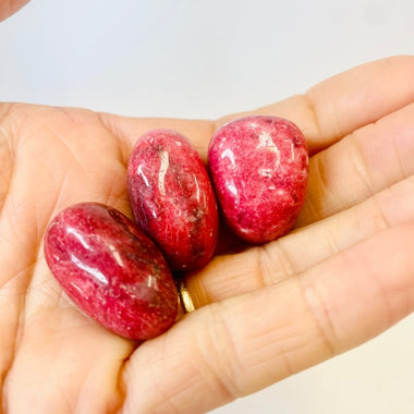 Thulite Tumbles 2.5 cm| Love · Vitality · Joy - Ai NeDefault Category
