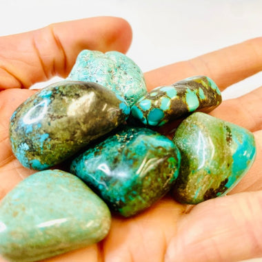 Turquoise Crystal Tumble 12 - 19 grams 2.5cm - 3.2cm - Ai NeDefault Category