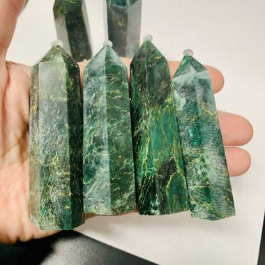 Authentic Emerald Crystal Points / Tower 7-8cm | Health Healing and Abundance Energies - Ai NeDefault Category
