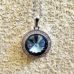 18kt White Gold Plated Swarovski Crystal Pendant Diamonte Round Bezel Navy Blue Montana - Ai NeDefault Category