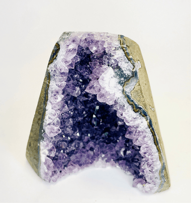 Amethyst Geode Cluster Stand Alone 258 grams - Ai Ne