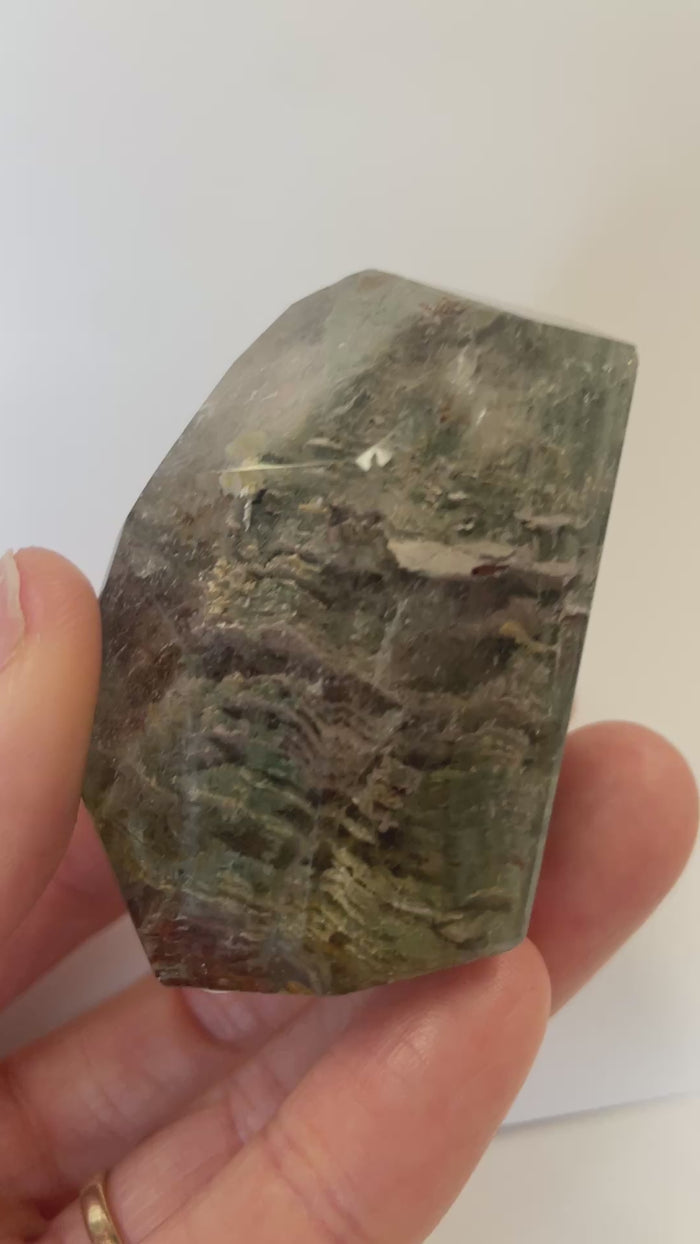 Garden Quartz / Lodolite / Phantom Quartz Crystal point 87 grams