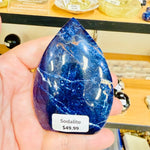 Sodalite Crystal Healing Gemstone Flame 8.5cm | Serenity and Spiritual Clarity - Ai NeDefault Category